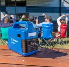 Westinghouse iGen600s 592Wh Power Station – Portable, Indoor/Outdoor