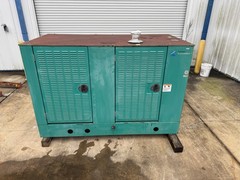 Cummins GGFD-5636372 liq. propane Generator 43.7 Volts: 120/240