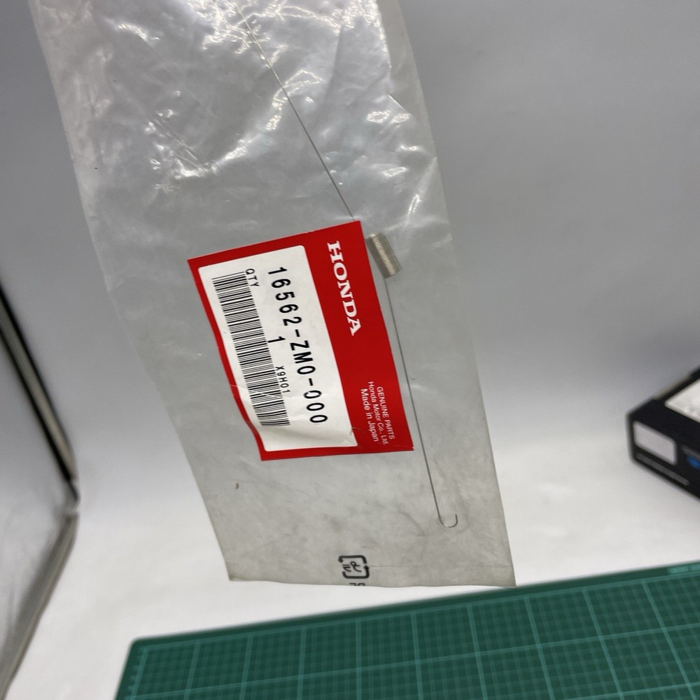 16562-ZM0-000 Genuine Honda Governor Spring GX 160 200 Generator NOS