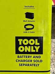 NEW!! RYOBI RYi818BT ONE+ 18 Volt Power Station 3000 Starting Watts (TOOL ONLY)