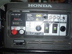 Honda Super Quiet Inverter Generator- EU7000is