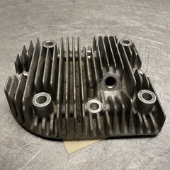 OEM GOOD USED WISCONSIN ROBIN WI-390 8000482 CYLINDER HEAD 2241330103