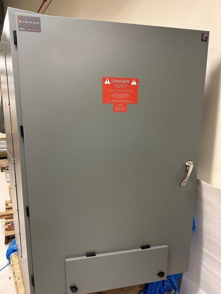 NEW Trystar Generator Docking Station 3000A GDS-305P-LLM-C NEMA 3R Enclosure