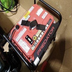 Predator Portable Gasoline Generator 1800/1400W 120V 70dB 1.1gal Red/Black