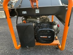 Generac GP5500 Power Generator 5500-6875 Watts 120/240 Volts LOCAL PICK UP WORKS