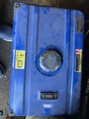 Replacement 3.17 Gallon Generator Tank 20 “L X 13”The tank size is 21” by 14”
