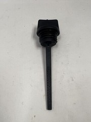 (5) NEW MITSUBISHI ENGINE OIL DIPSTICK KL21005CA