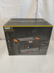 Klein Tools KTB1000 Portable Power Station 983Wh Lithium-Ion