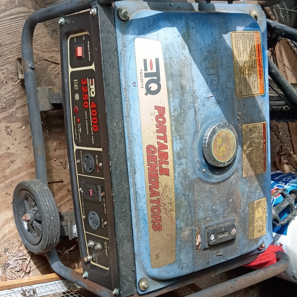 ETQ TG32P-12 Portable Power Generator 4000/3250W Blue/Black Home Backup