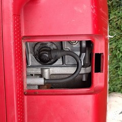Honda EU2200i Inverter Generator 120V Gasoline 2.2kVA Eco Throttle Red RUNS Good