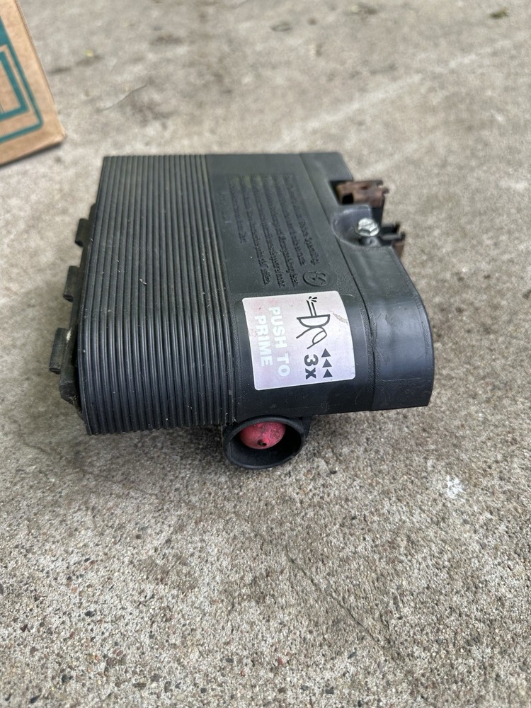 John Deere Js60 Lawn Mower Air Intake Filter Box & Cover With Primer