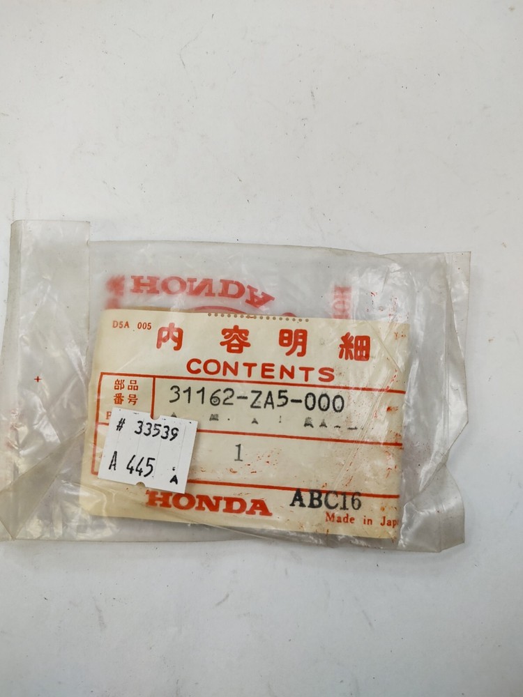Genuine Honda 31162-ZA5-000 Generator Brush