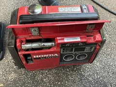 Honda EX1000 120V 8.3A 97cc 1000W Portable AC/DC Gas Powered Electric Generator