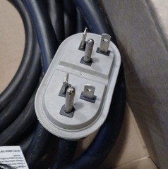 Briggs & Stratton P/N 197474 25 ft 20 Amp Generator Adapter Cord 4 Outlets NEW