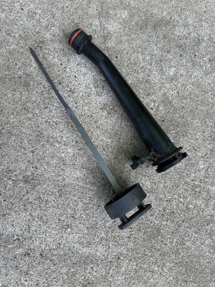 John Deere Js60 Lawn Mower Engine Oil Dipstick Fill Tube