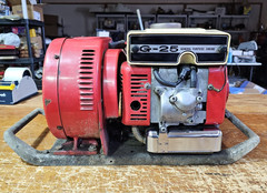 Honda G25 E600 Generator Vintage Restoration Parts or Parts UNTESTED