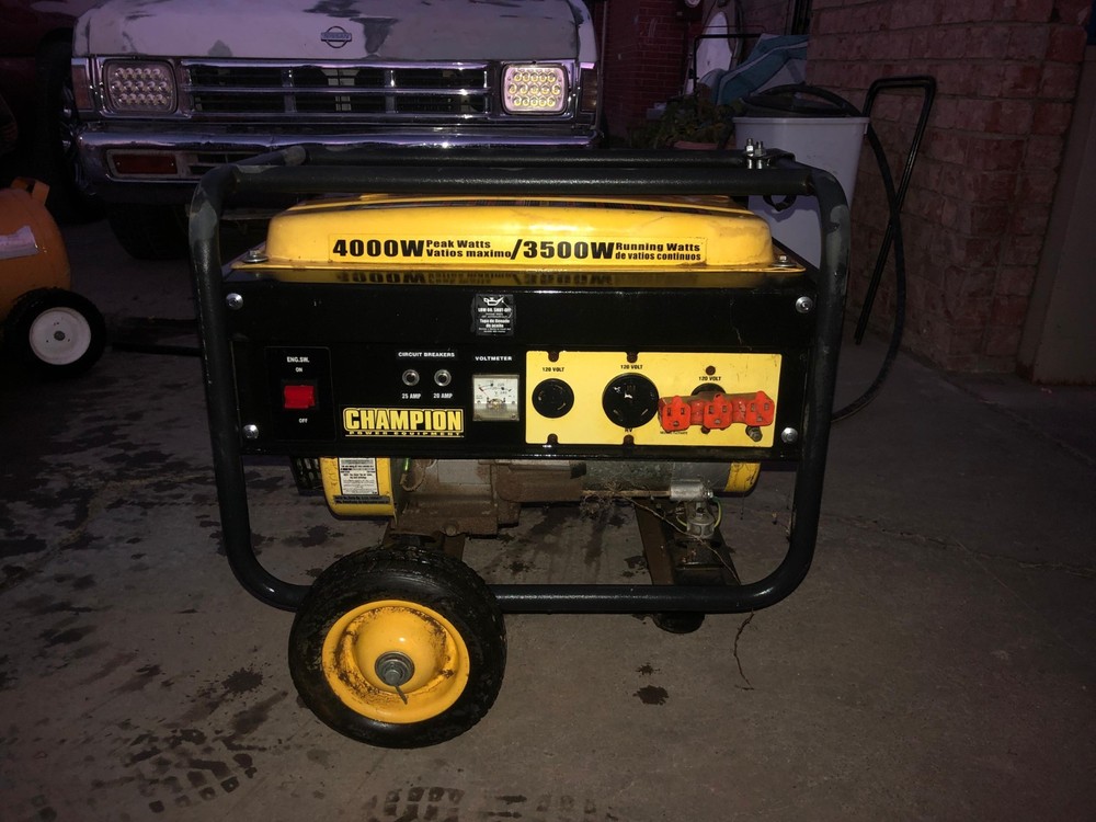 Champion 4000/3500 Watt Fuel Generator Model 46593