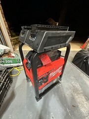 Milwaukee MX FUEL 3600W/1800W Power Supply Generator Kit With (4) Batteries