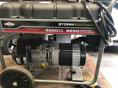 BRIGGS & STRATTON 5500 WATT STORM RESPONDER GENERATOR 8250 “LOCAL PICKUP”
