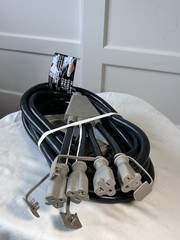Briggs & Stratton 20 Amp Generator Adapter Cord Set – 25′ Long 4 Outlets – New