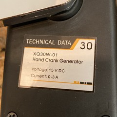 Technical Data 30w 15 V DC 0-3A Hand Crank Generator XQ30W-01