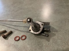 Honda EM500 Fuel Shut Off Valve With Control Arm & Both Plastic Clips No Filter