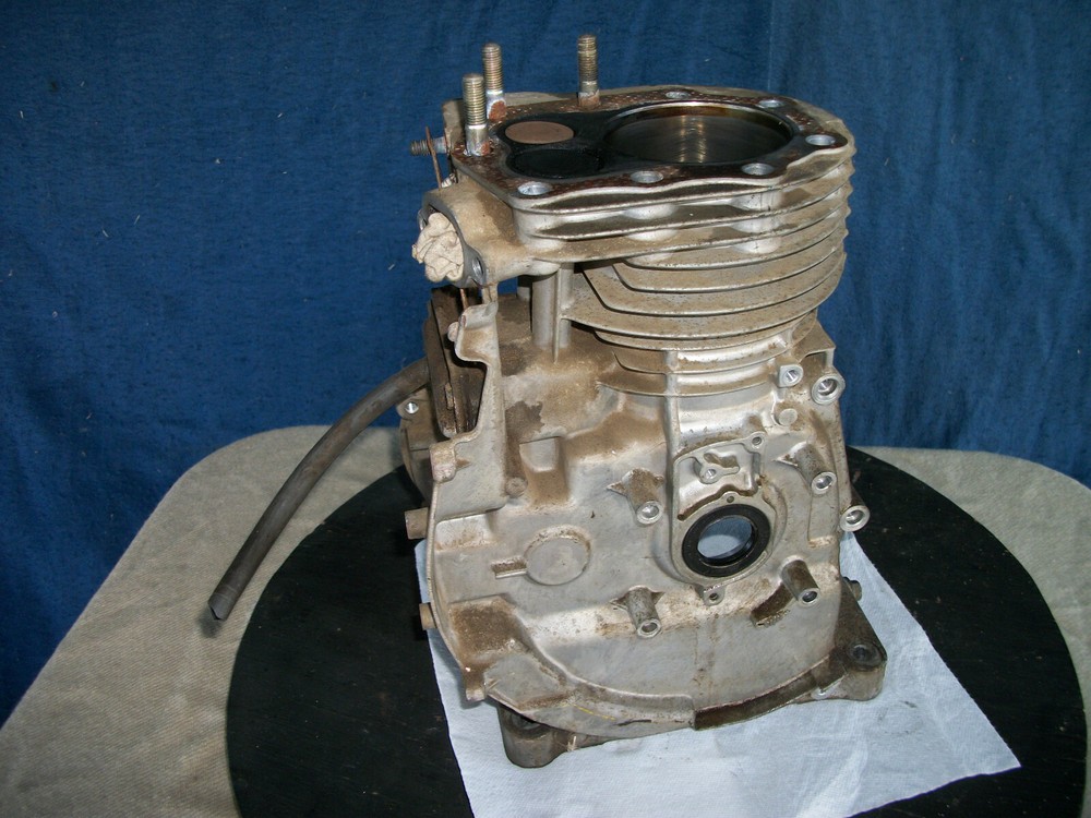 Honda G400 Engine Block