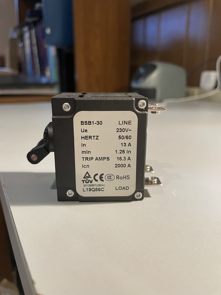 Portable Electric Generator 2-Pole Circuit Breaker 16.3A Trip, BSB1-30