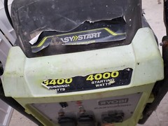 RYOBI RYi4022vnm 4000 Watt Gasoline Powered Inverter Generator