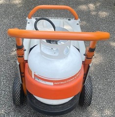 Generac LP 3250 Starts Right Up. Low Usage