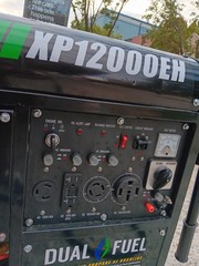 Duromax xp12000eh Dual Fuel Generator