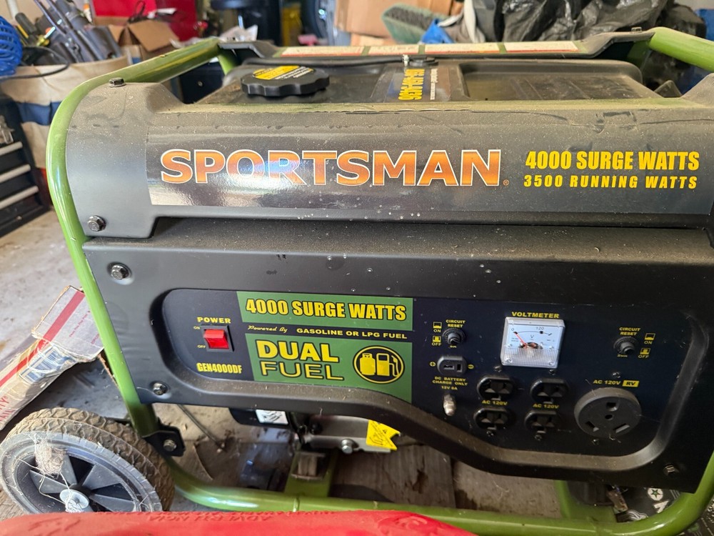 Sportsman Portable Generator 3500/4000W 7 HP Dual Fuel Generator Gas/Propane