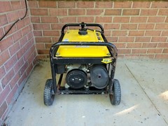 DuroStar DS4000S 4000W 7 HP Air Cooled Gas Engine Portable Generator