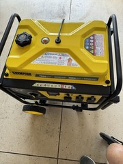 7850/6250-WATT Dual Fuel Generator. Champion Power Equipment