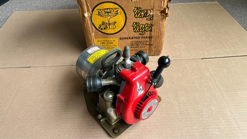 Vintage Ohlsson & Rice Tiny Tiger 300 Mini AC DC Generator early 1960’s