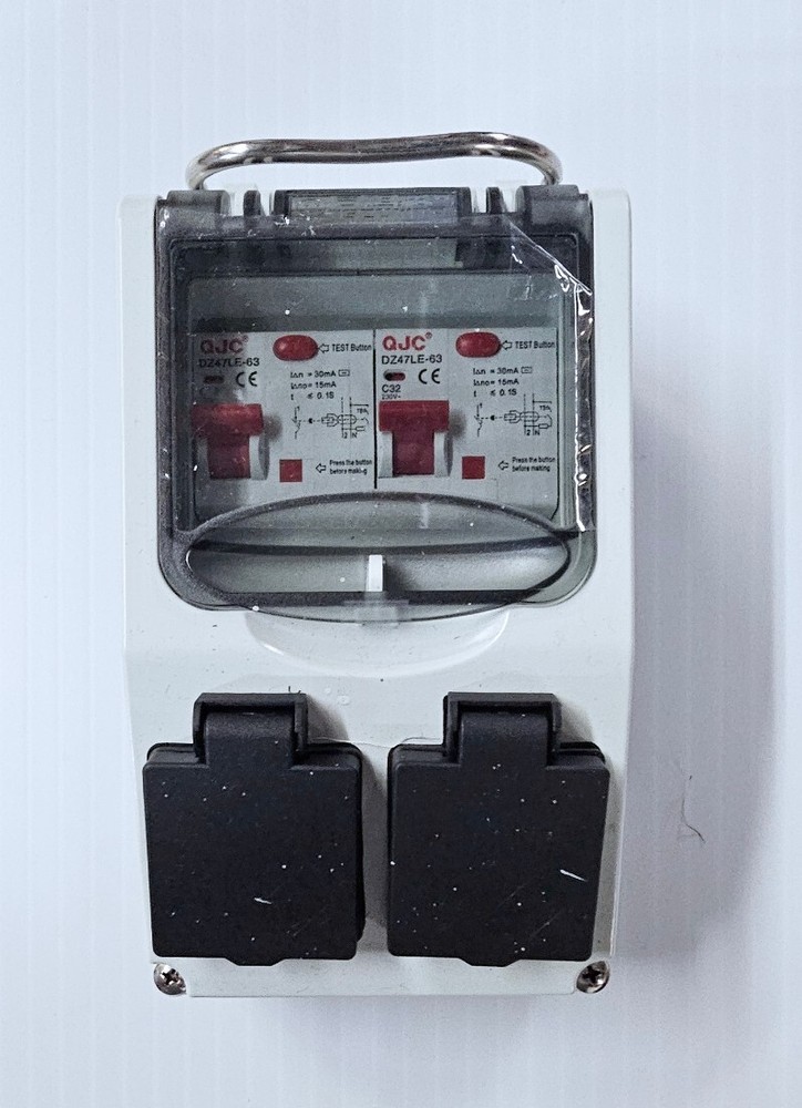 QJC Waterproof Power Outlet Box – Can be used with generators – 6 available