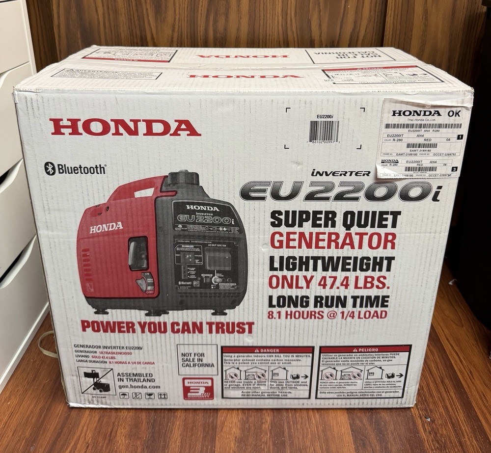 Honda EU2200i 2200W Portable Inverter Generator Bluetooth Brand New