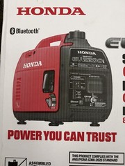 Honda EU2200i Inverter Generator Super Quiet Lightweight w CO-MINDER *BRAND NEW*