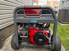 Briggs & Stratton Elite portable generator 7000/8750 Watts