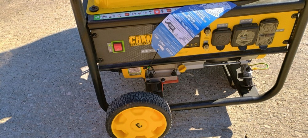 Champion Portable Generator 4450W Start 3550W Run Gasoline 120V Yellow Steel