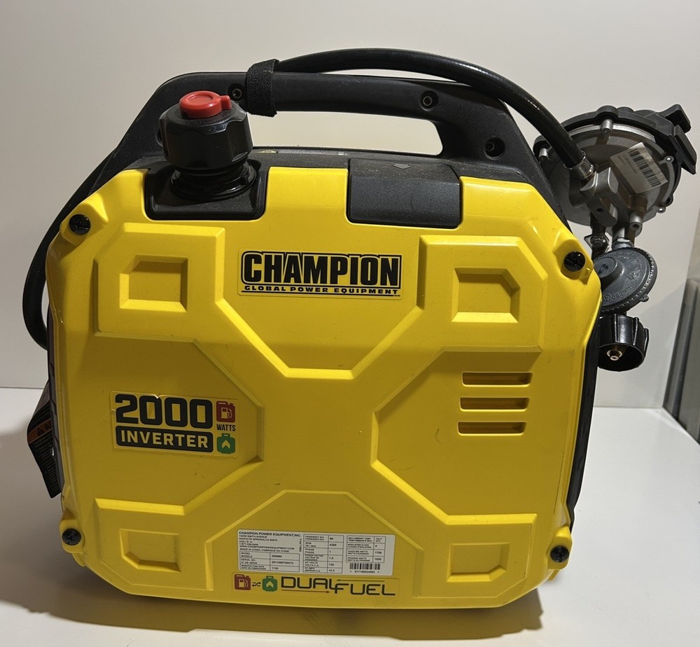Champion 200960 2000W Champion INVERTER GENERATOR 120V 5V 2.1A