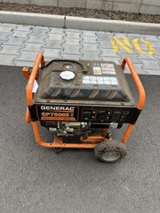 Generac GP7500E 9400W/7500W Portable Gas Generator