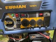 FIRMAN T07571 Tri Fuel Portable Generator Electric Start 6900W 8.0 gal