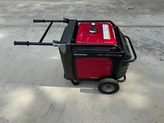 Honda EU6500IS Inverter Generator – LOW HOURS (~347 hrs of use) New Battery