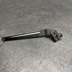 OEM USED BRIGGS INTEK OHV 120602-0135-E2 GOVERNOR CONTROL LEVER 691467