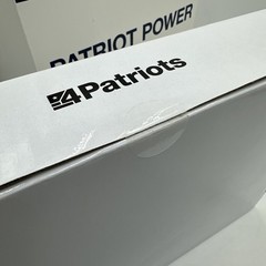 Patriot Power Sidekick 300w Solar Generator INCLUDES 4Patriots 40w Panel Charger