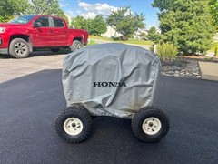 Honda EU3000iS 3000W Inverter Gasoline Portable Generator w/Wheel Kit