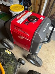 Honda EU3000iS 3000W Inverter Gasoline Portable Generator