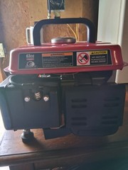 Storm Cat 63cc Portable Gasoline Generator 900 Max Watts Red Black