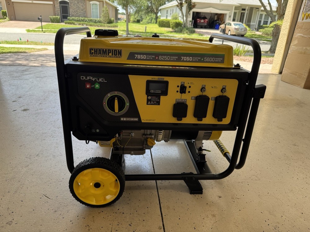 7850/6250-WATT Dual Fuel Generator. Champion Power Equipment